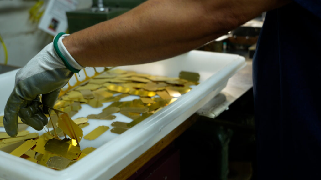 Metal engravings product finishing process