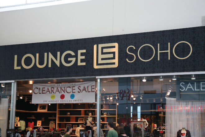 Lounge SOHO sign